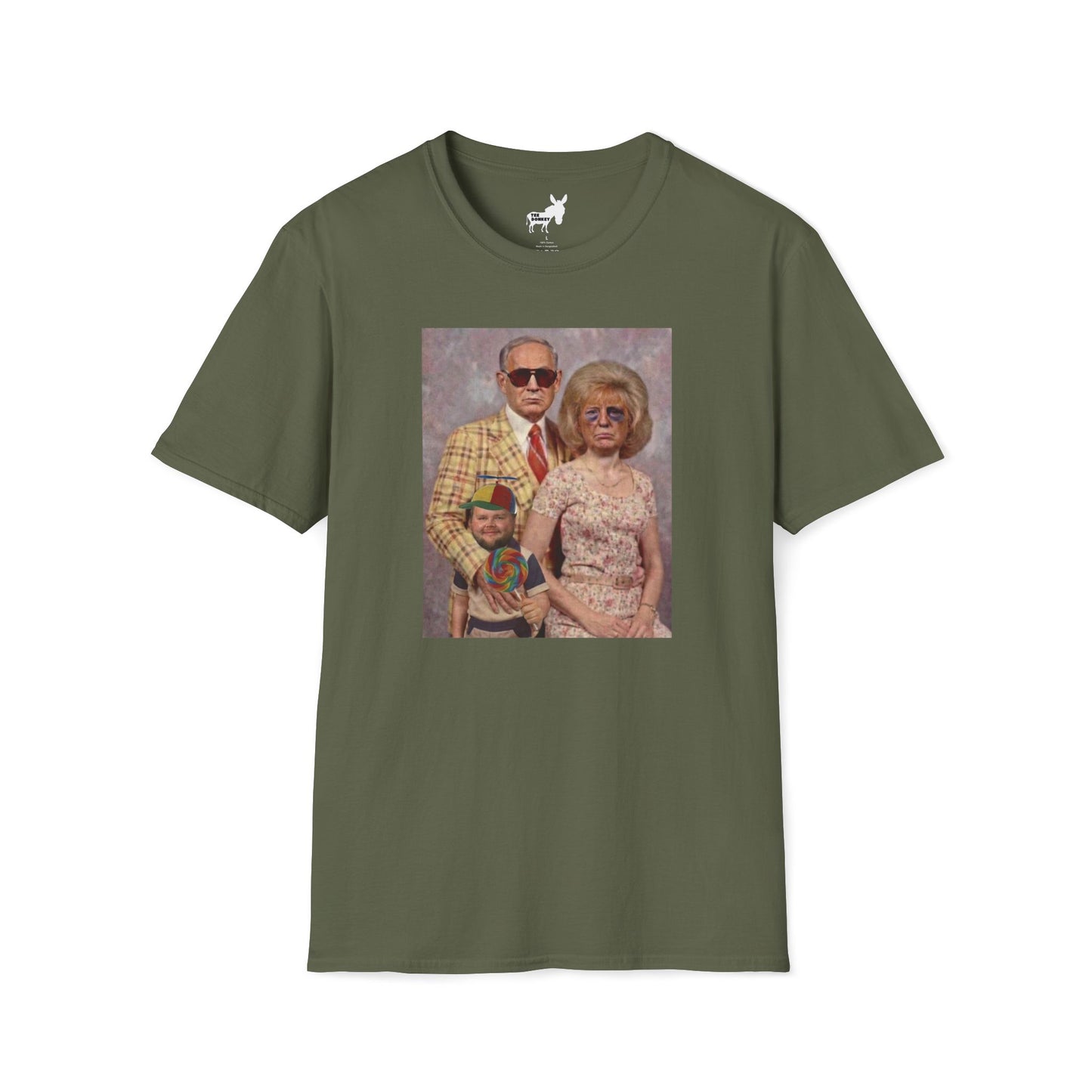 TRUMP, NETANYAHU & JD VANCE FAMILY PORTRAIT - T-Shirt