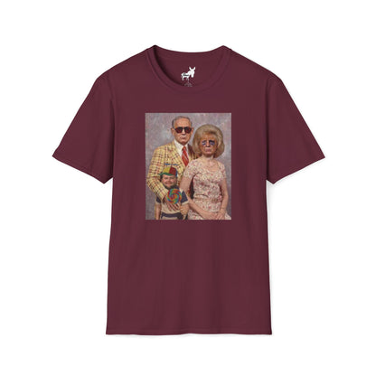 TRUMP, NETANYAHU & JD VANCE FAMILY PORTRAIT - T-Shirt