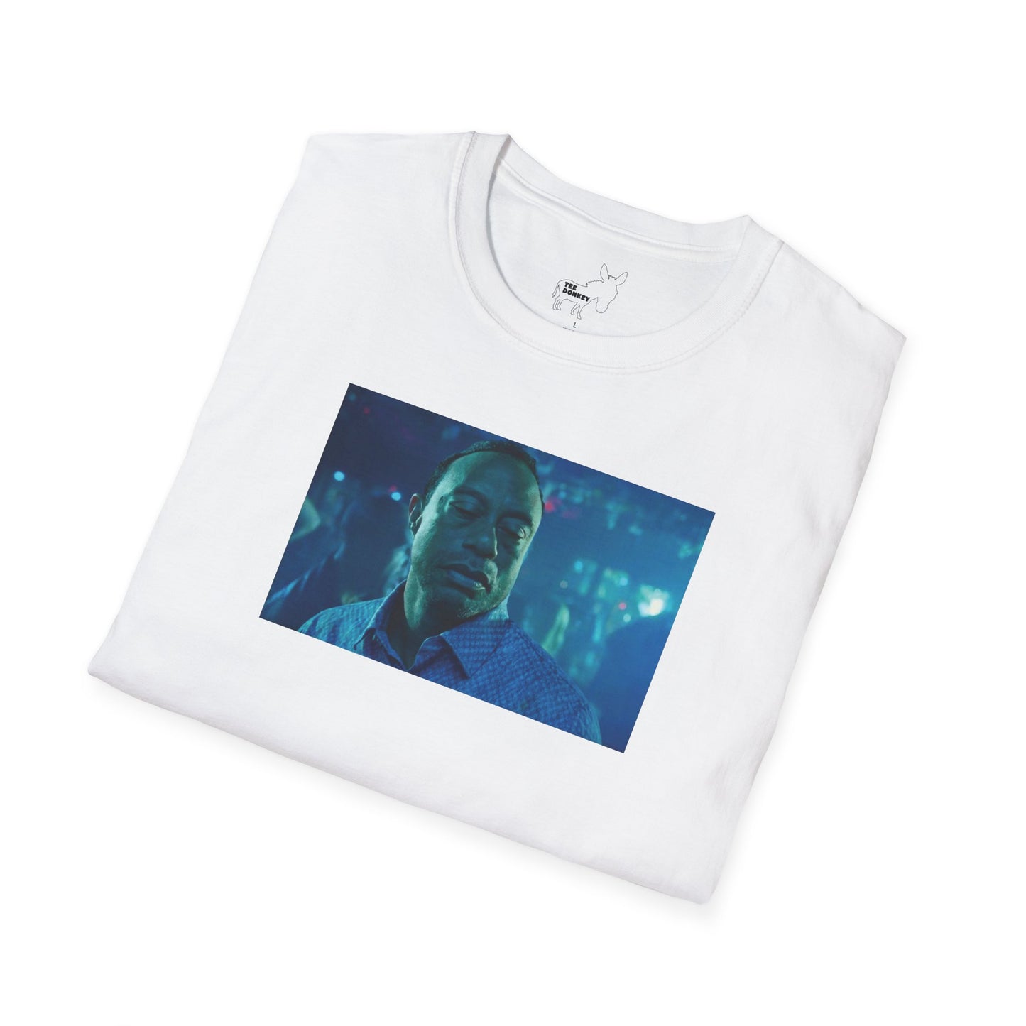 TIGER WOODS TURN THE LIGHTS OFF MEME - T-Shirt