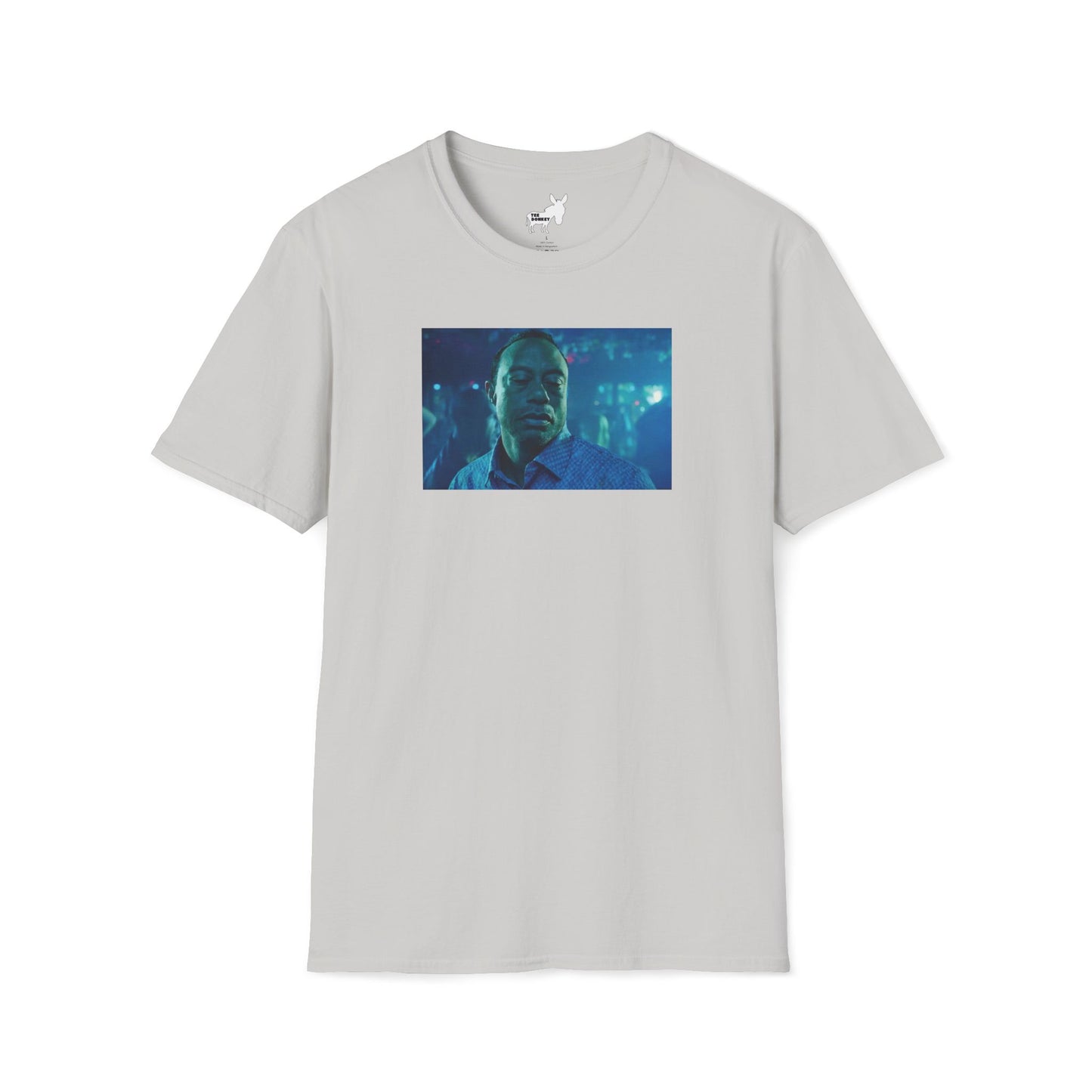 TIGER WOODS TURN THE LIGHTS OFF MEME - T-Shirt