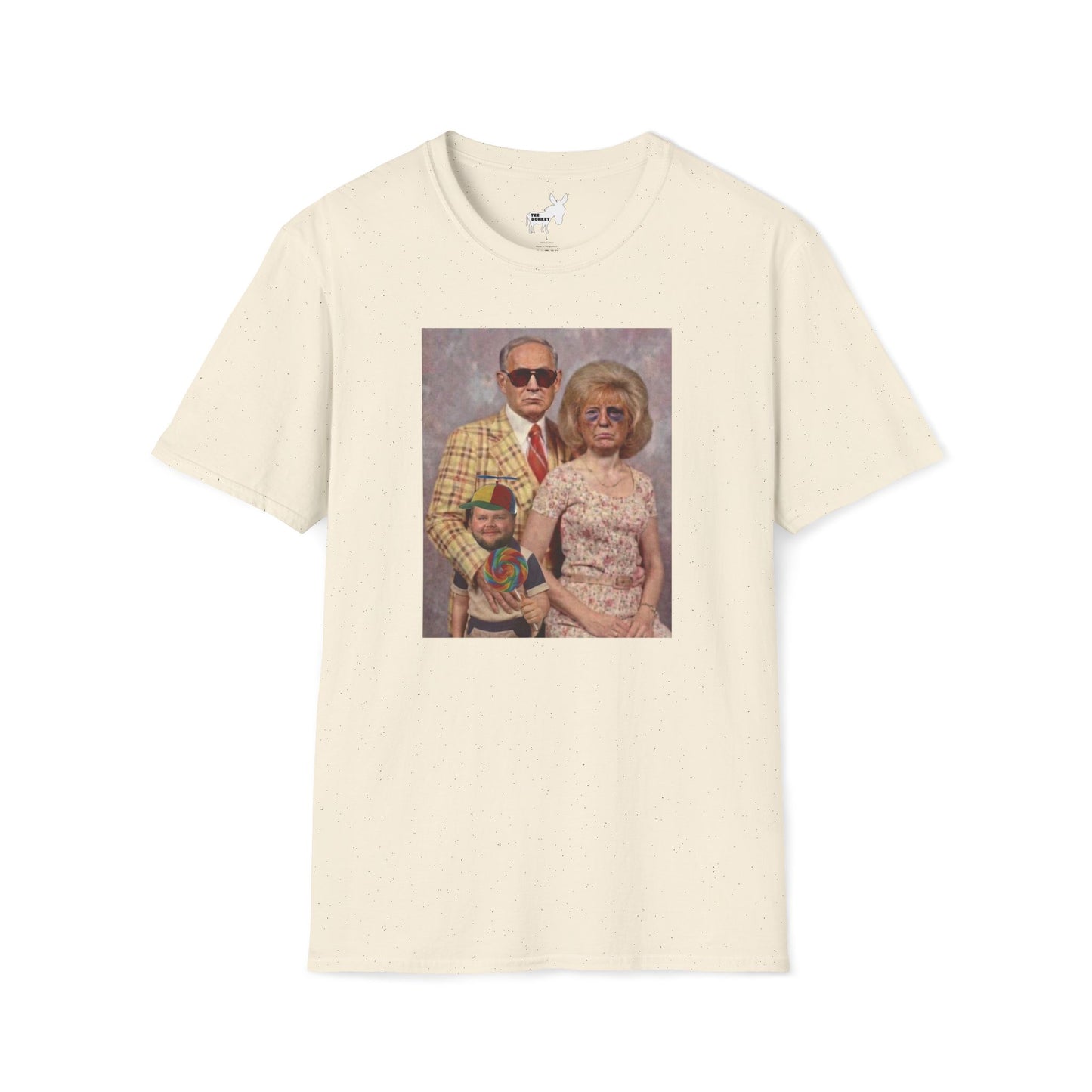 TRUMP, NETANYAHU & JD VANCE FAMILY PORTRAIT - T-Shirt