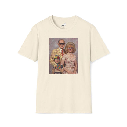 TRUMP, NETANYAHU & JD VANCE FAMILY PORTRAIT - T-Shirt