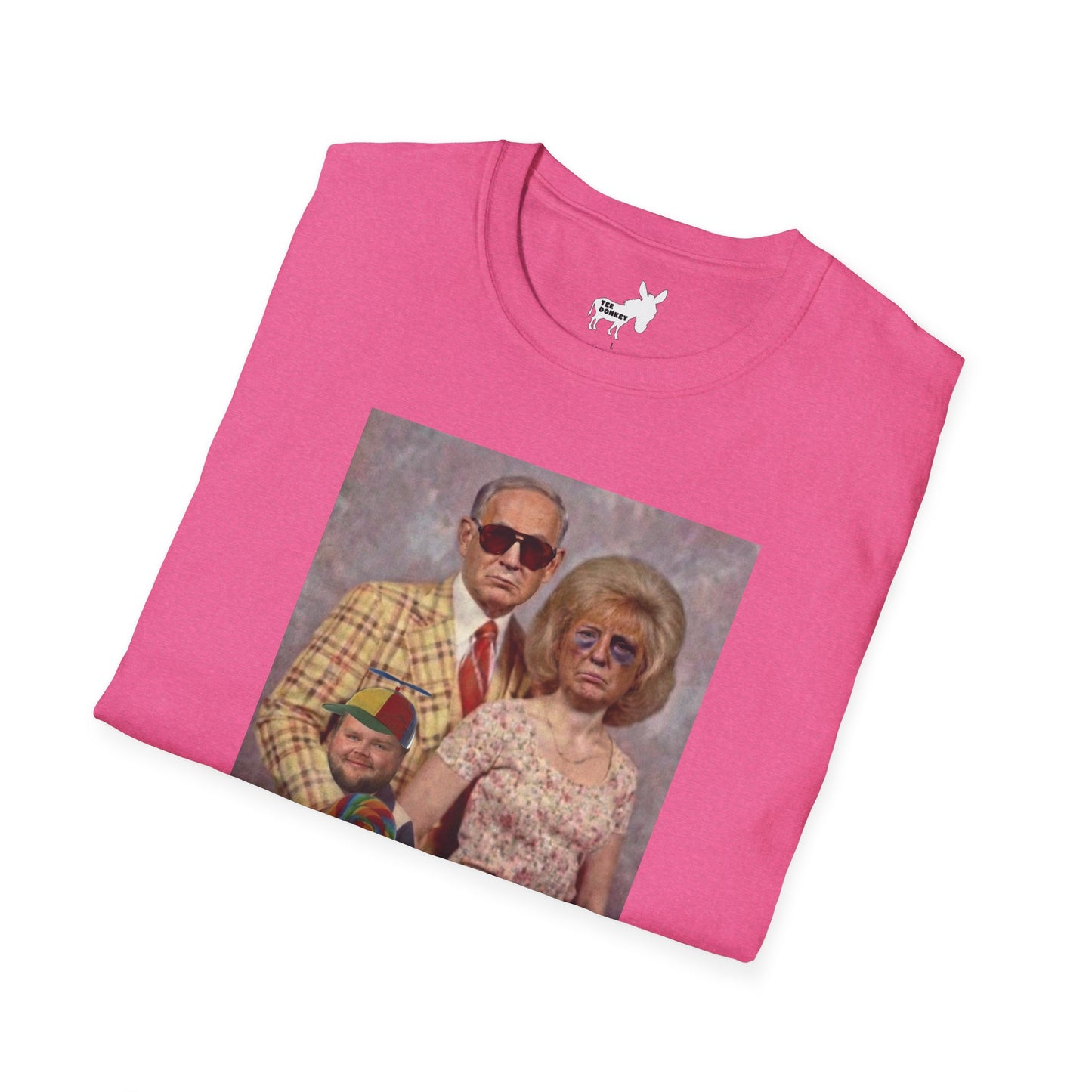 TRUMP, NETANYAHU & JD VANCE FAMILY PORTRAIT - T-Shirt