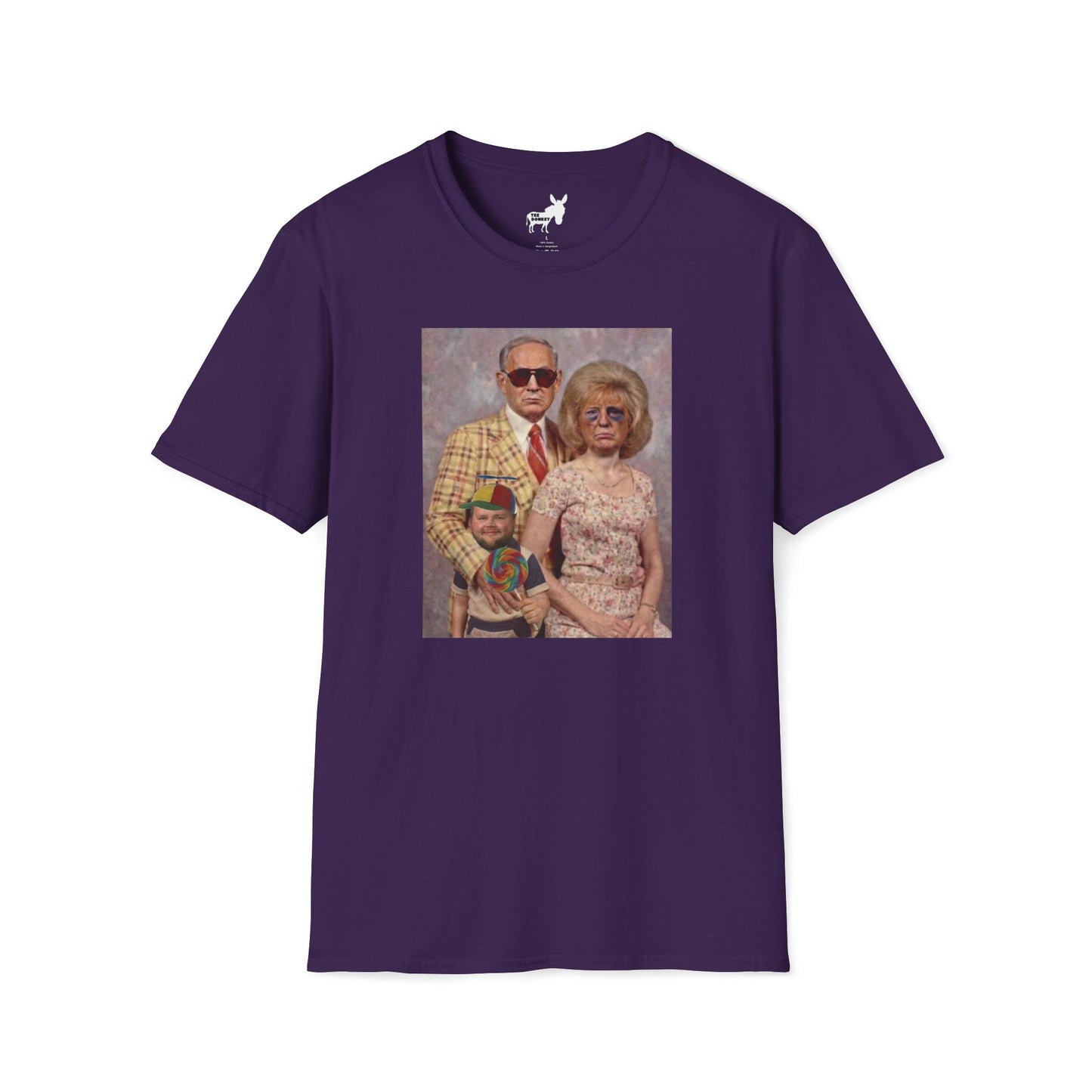 TRUMP, NETANYAHU & JD VANCE FAMILY PORTRAIT - T-Shirt