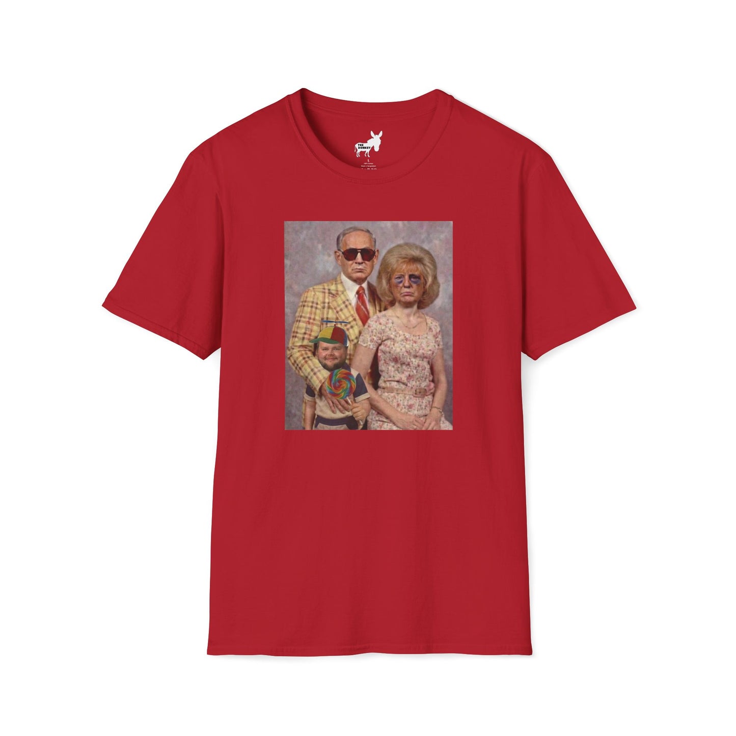 TRUMP, NETANYAHU & JD VANCE FAMILY PORTRAIT - T-Shirt