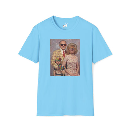TRUMP, NETANYAHU & JD VANCE FAMILY PORTRAIT - T-Shirt