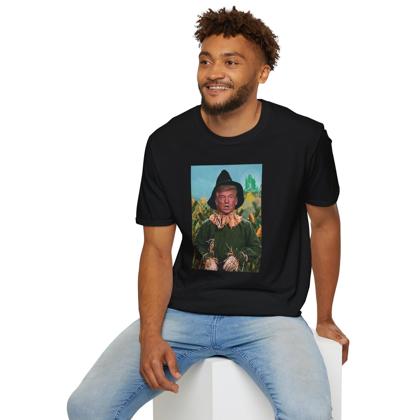 TRUMP OF OZ SCARECROW - T-Shirt