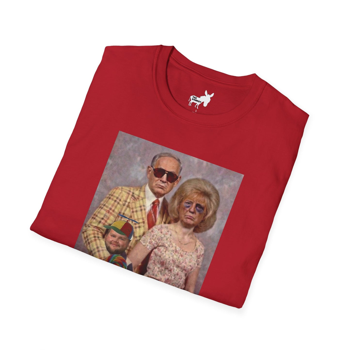 TRUMP, NETANYAHU & JD VANCE FAMILY PORTRAIT - T-Shirt
